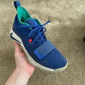 Paul George 2.5 Men’s basketball shoes